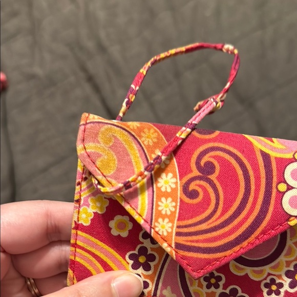 Vibrant Vera Bradley Bag with Accessories! - Picture 7 of 9